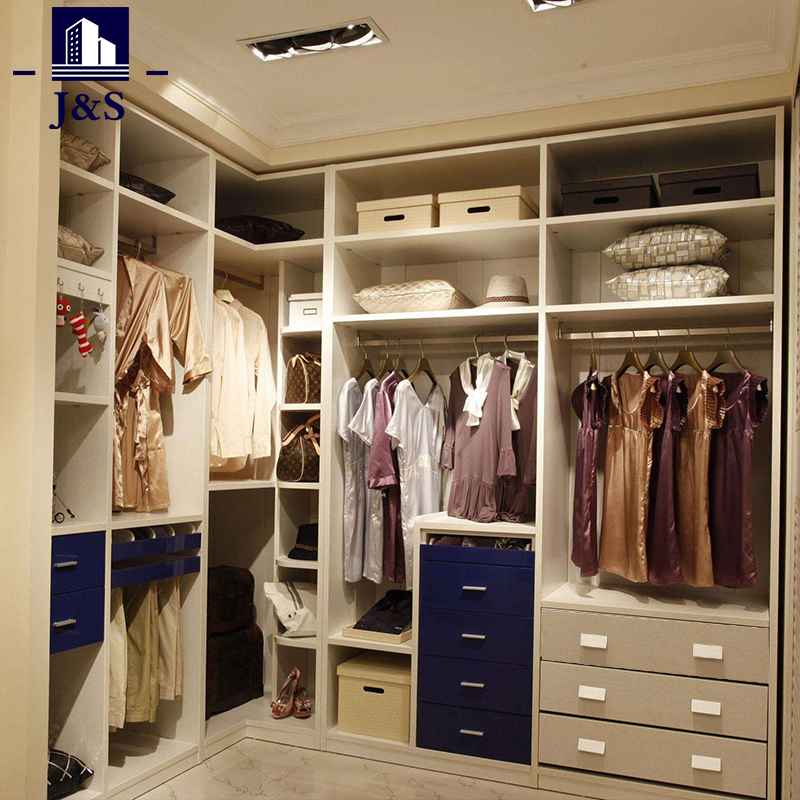 wardrobe ຂອງທ່ານຍັງເຫມາະໃນດູໃບໄມ້ລົ່ນບໍ?